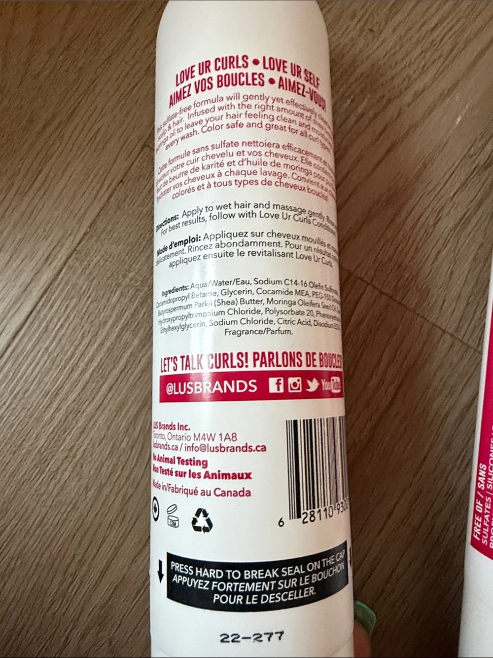 Sulfate-Free Shampoo & Silicone-Free Conditioner Set — White with Pink Accents